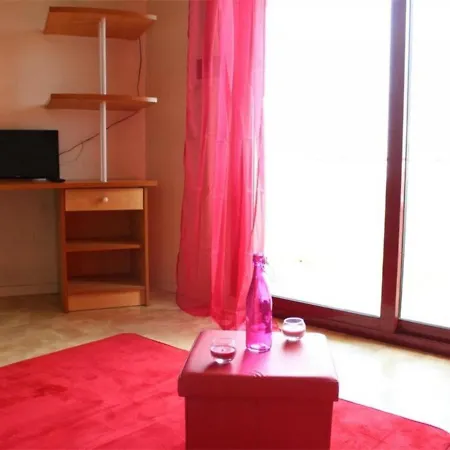 アパート Studio La Rochelle, 1 Piece, 2 Personnes - Fr-1-246-126 ラ・ロシェル